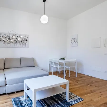 Virgilio Apartment *